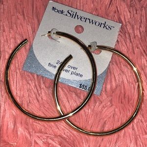 Brand new never worn gold hoop earrings